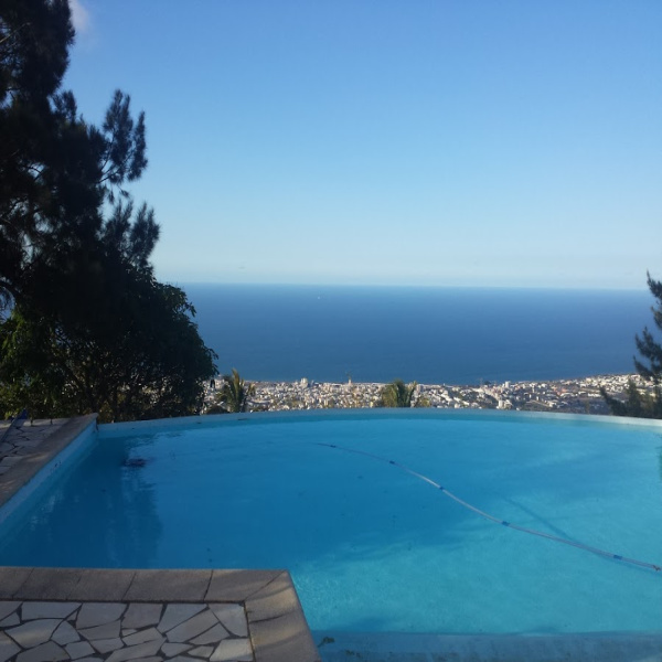 Offres de vente Propriete Saint-Denis 97400